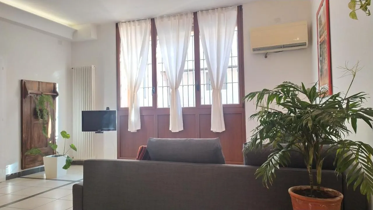 Garni Gardini Apartment Ravenna 0*,